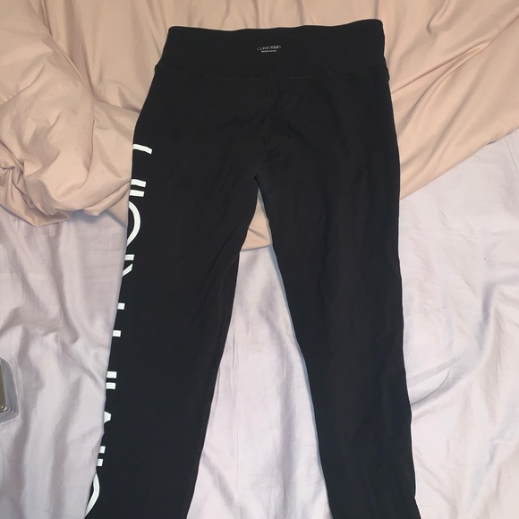 Black Calvin Klein leggings - Picture 2 of 3